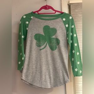 Shamrock Irish leprechaun clover St Patty’s Patrick’s Raglan Tee top shirt green